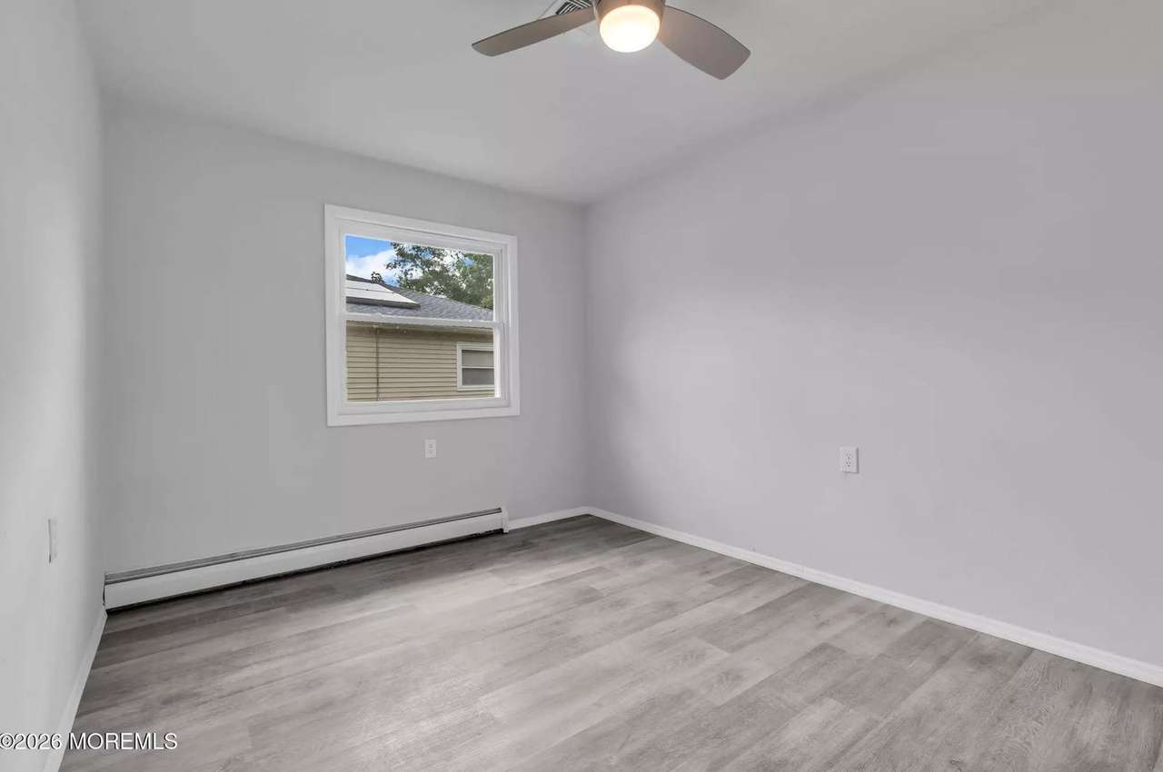 106 Fort De France Ave, photo 16
