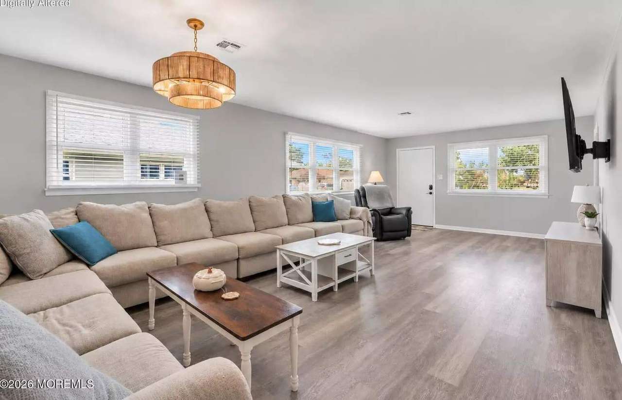 37 Scarborough Pl, photo 5