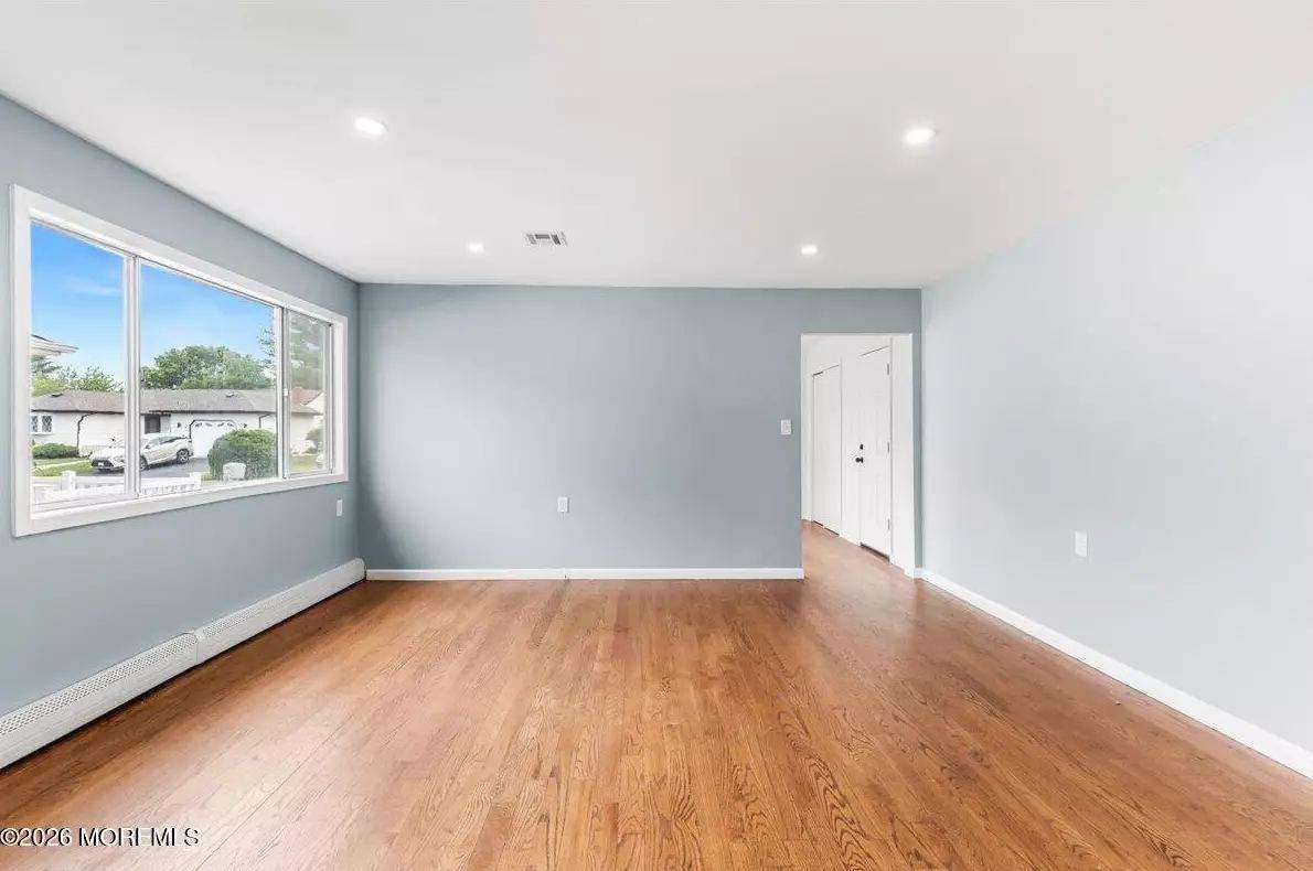 385 Barbados Dr N, photo 7