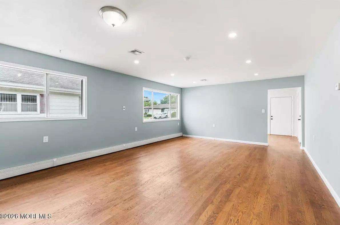 385 Barbados Dr N, photo 8