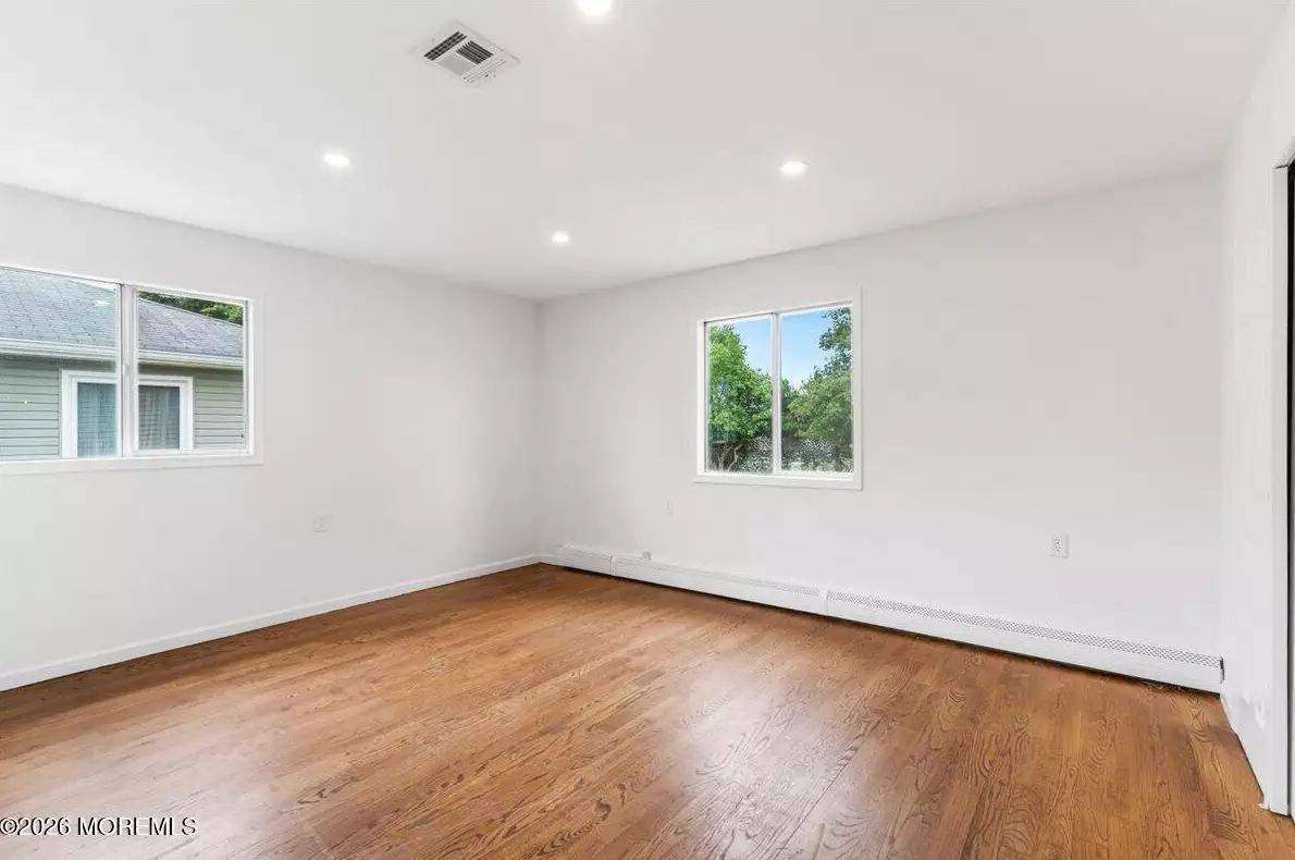 385 Barbados Dr N, photo 14