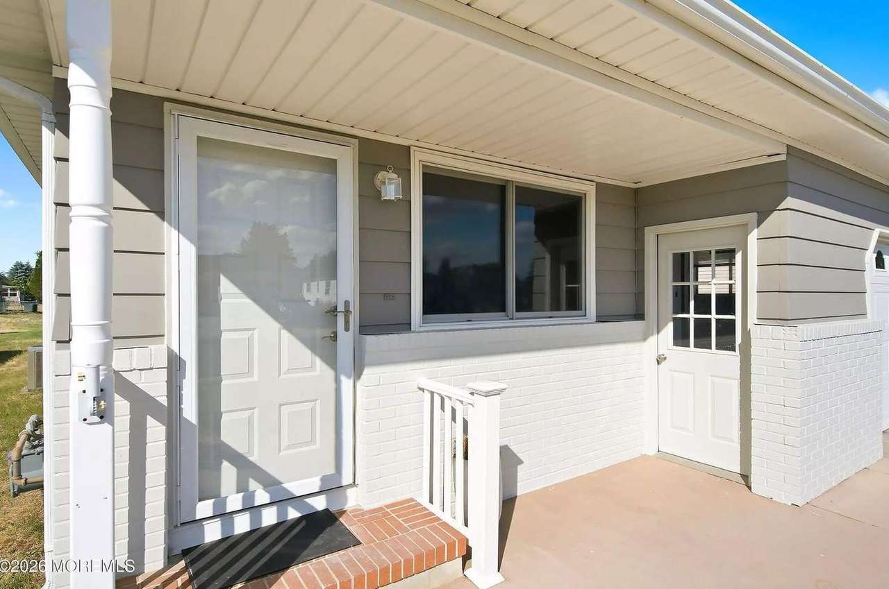 205 Bonaire Dr, photo 8