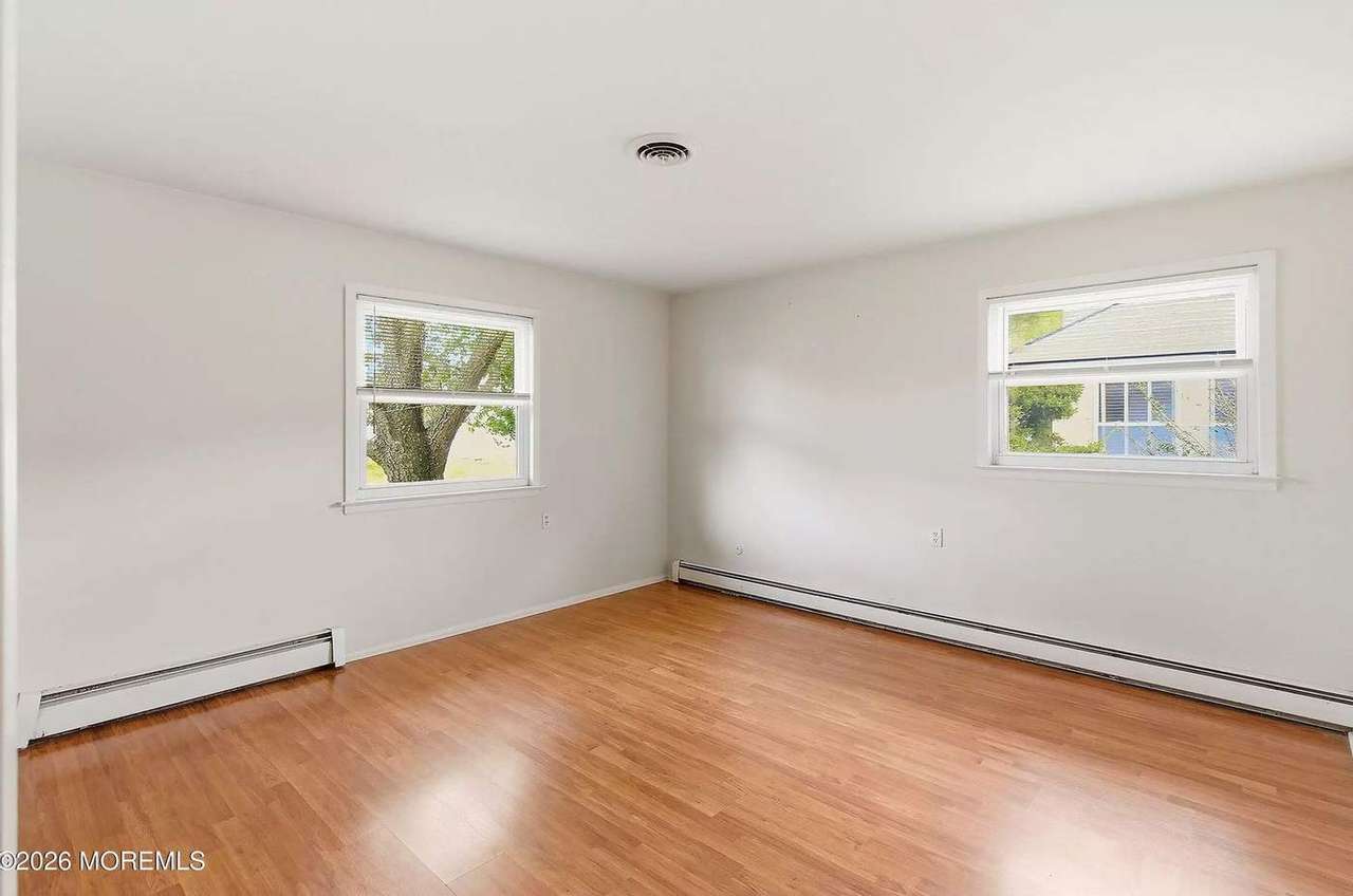 39 Corinth Pl, photo 13