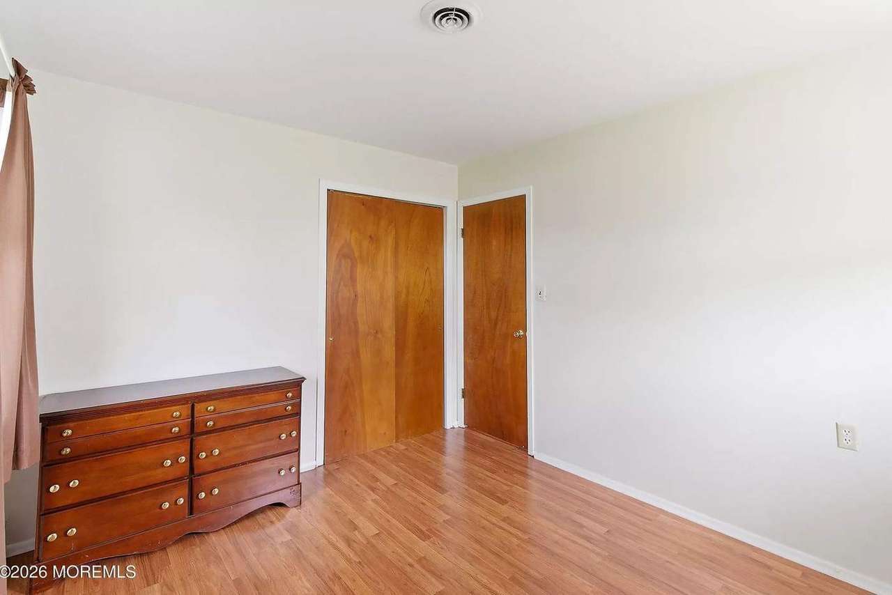 39 Corinth Pl, photo 16