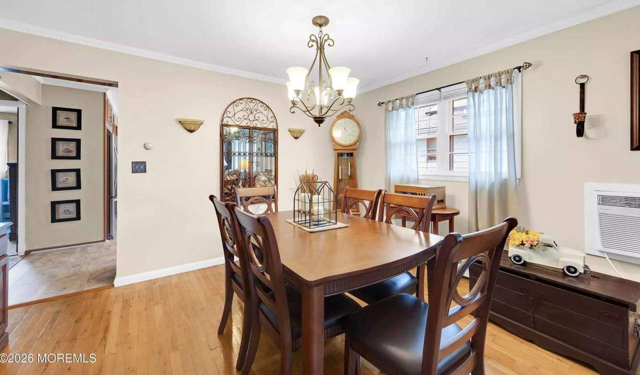 1792 Hovsons Blvd, photo 9