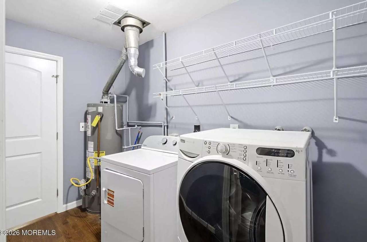 30 Parisian Dr, photo 18