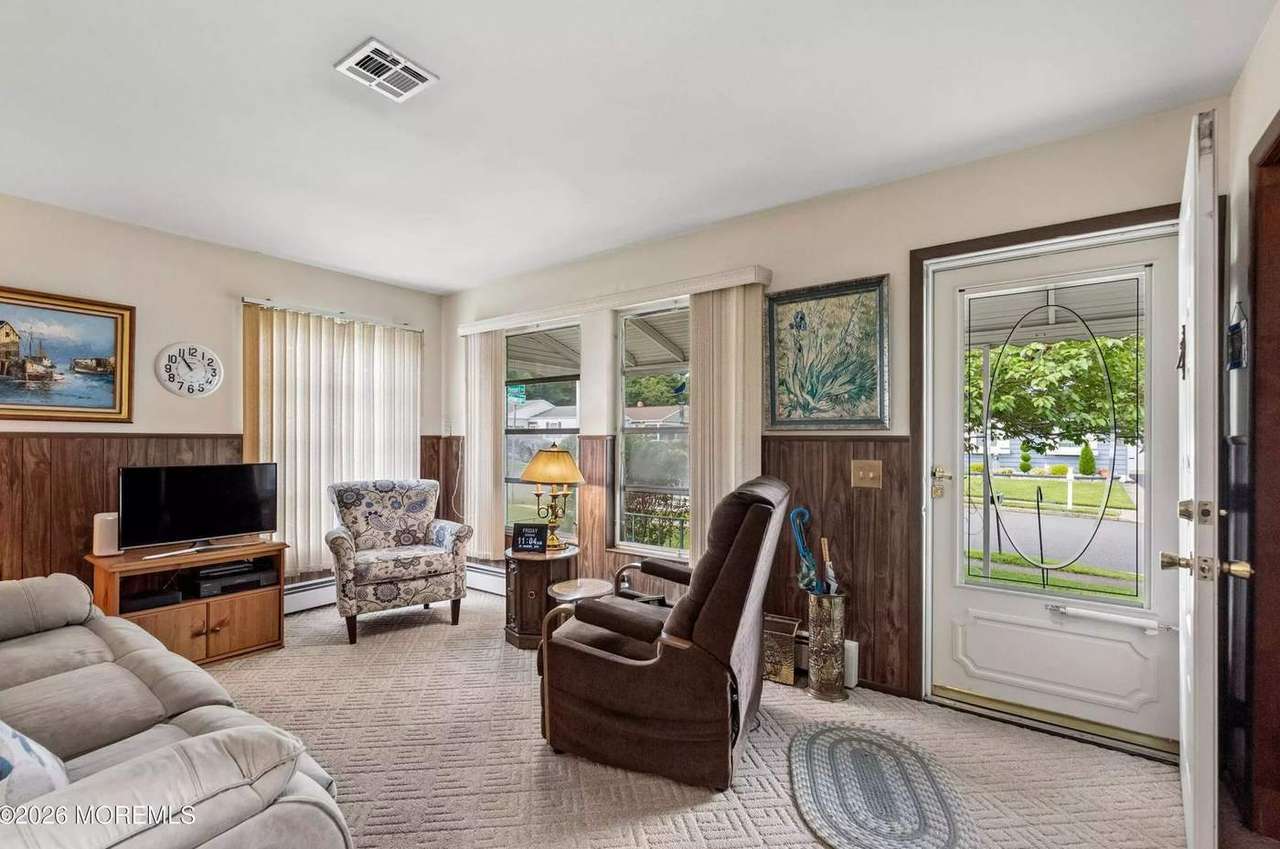 2 Kelowna Ct, photo 7