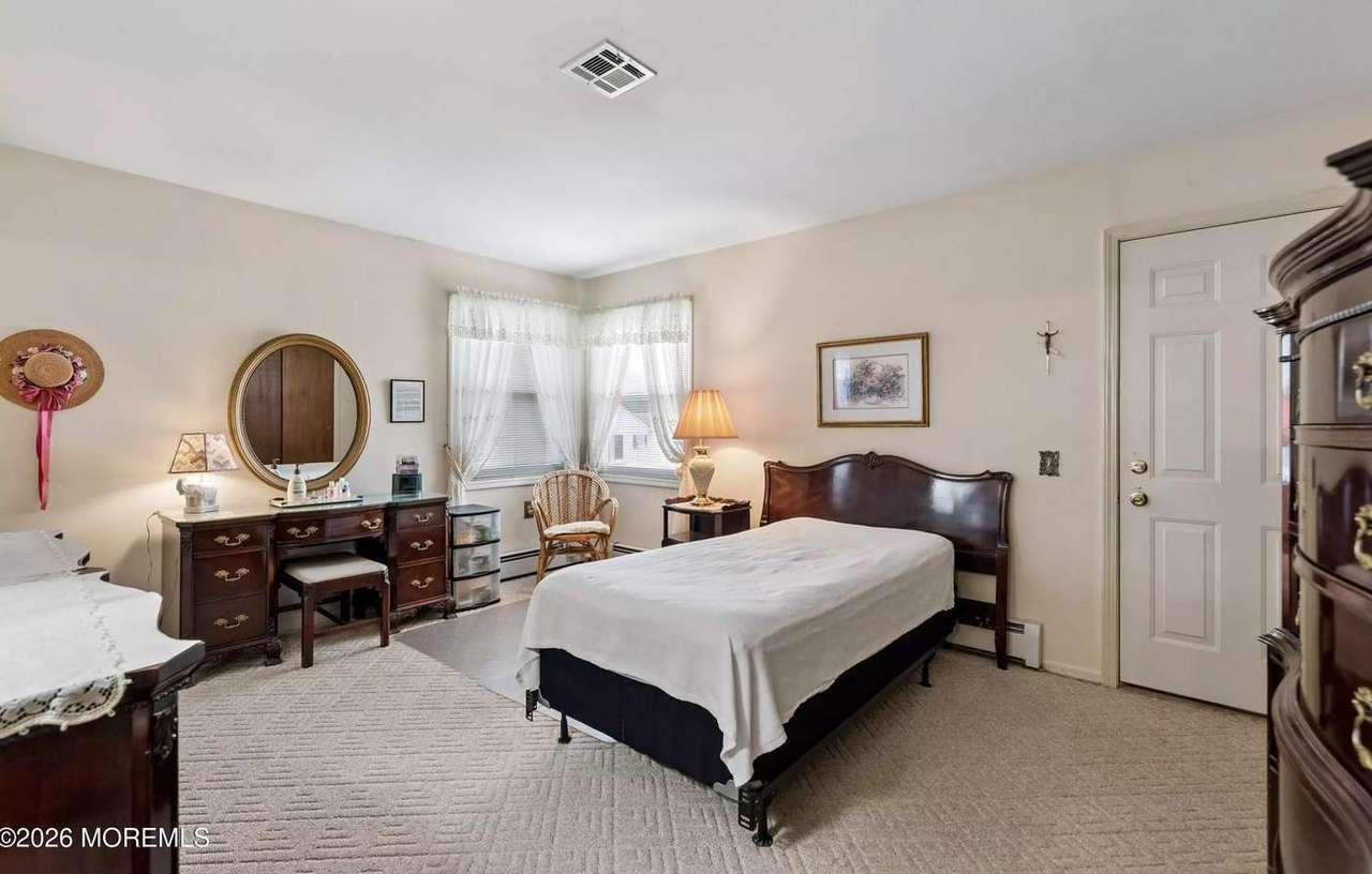 2 Kelowna Ct, photo 17