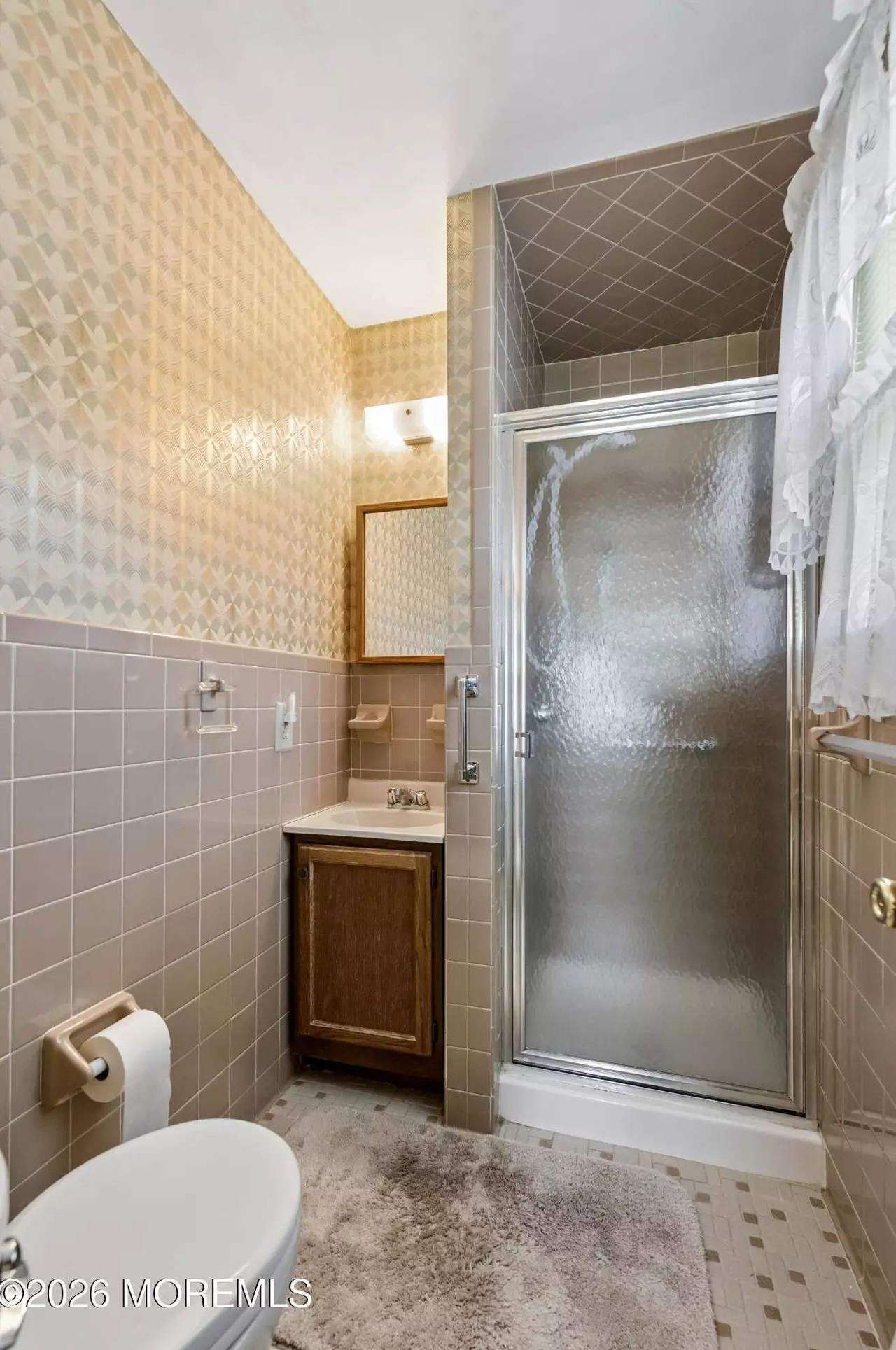 2 Kelowna Ct, photo 19