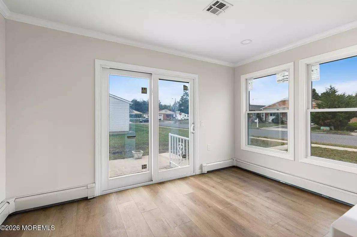 23 Longdenville St, photo 11