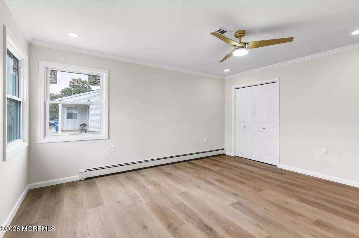 23 Longdenville St, photo 16