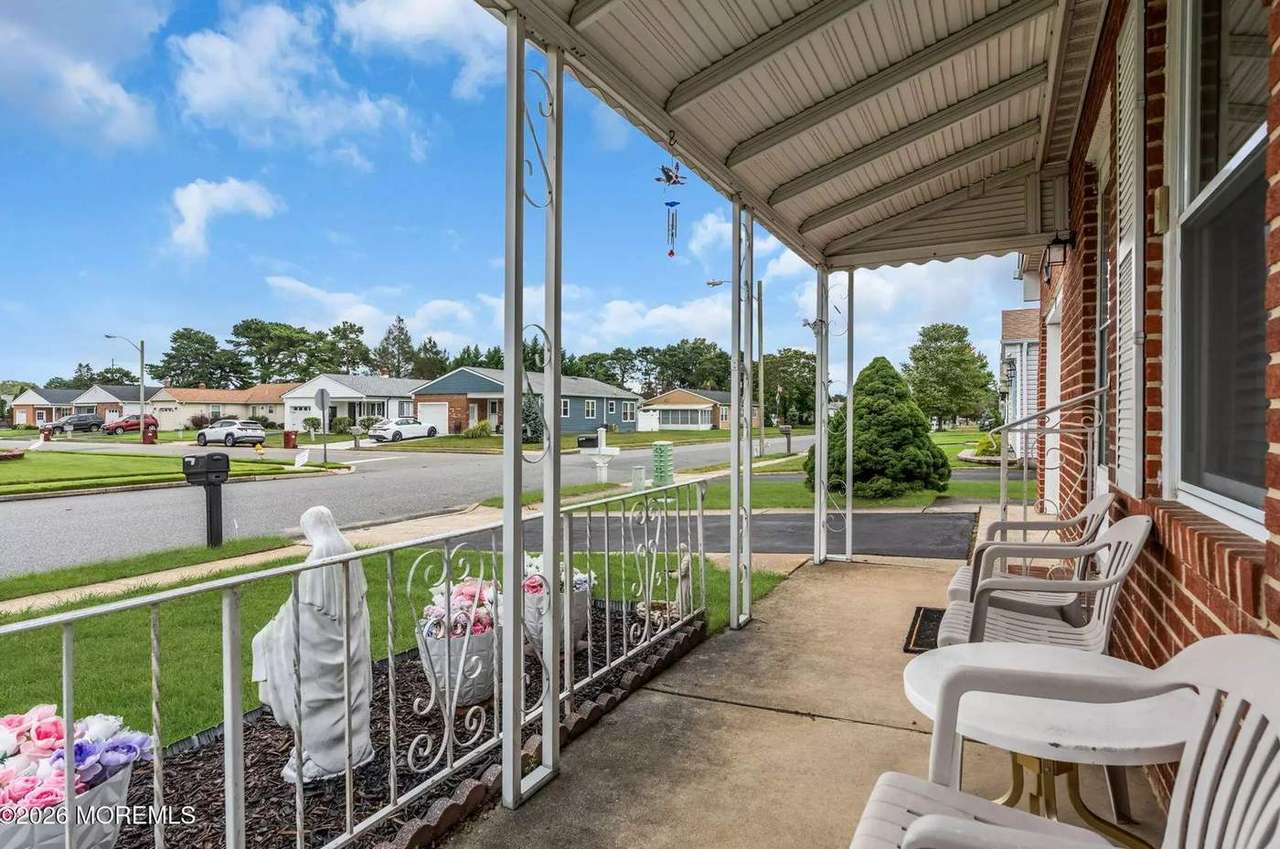 39 Innsbruck Dr, photo 9