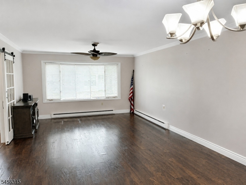 102B Buckingham Dr, photo 7