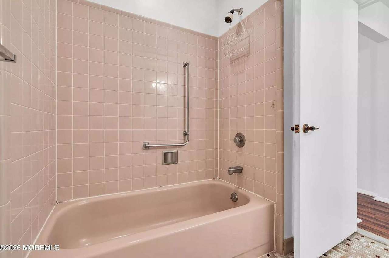116C Buckingham Dr N, photo 14