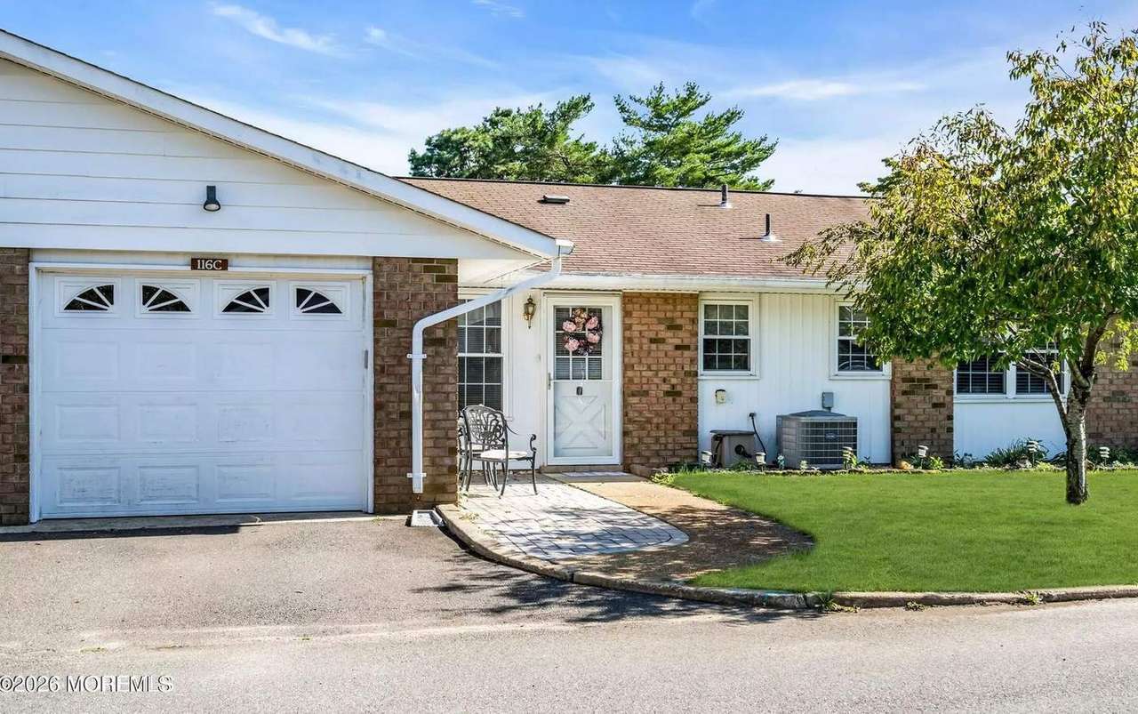 116C Buckingham Dr N, photo 26