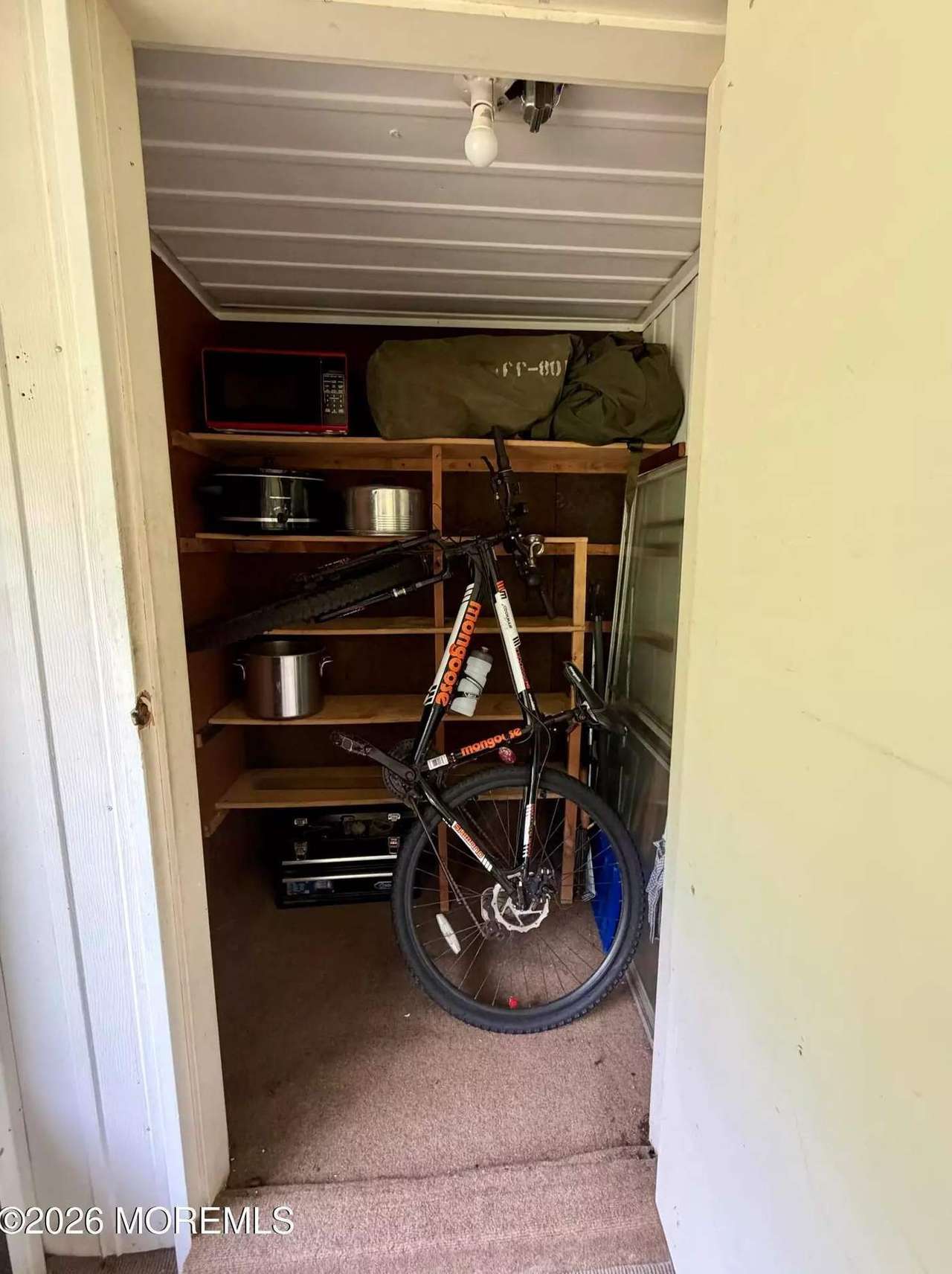 18 Yorkshire Ct #B, photo 15