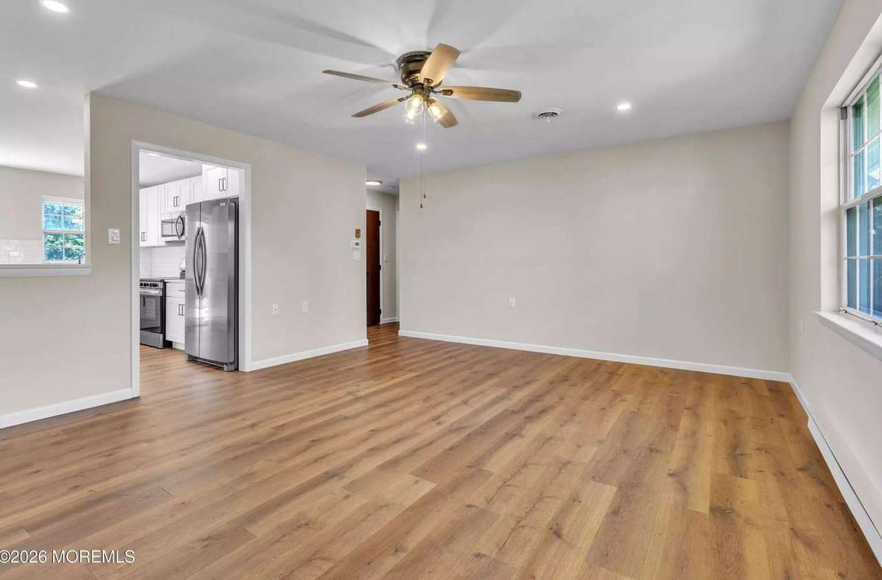 27D Cambridge Cir, photo 21