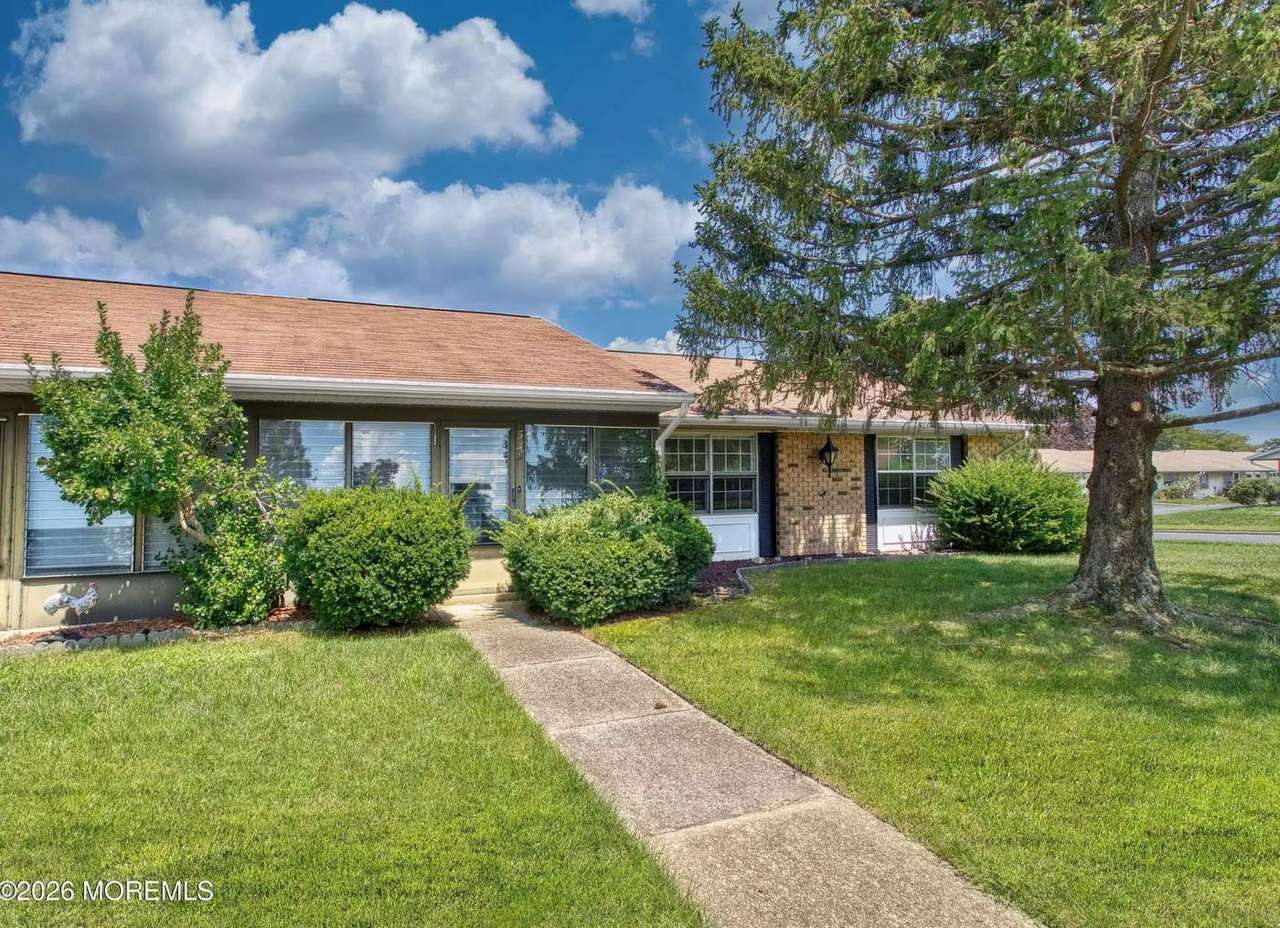 32D Yorkshire Ct, photo 7