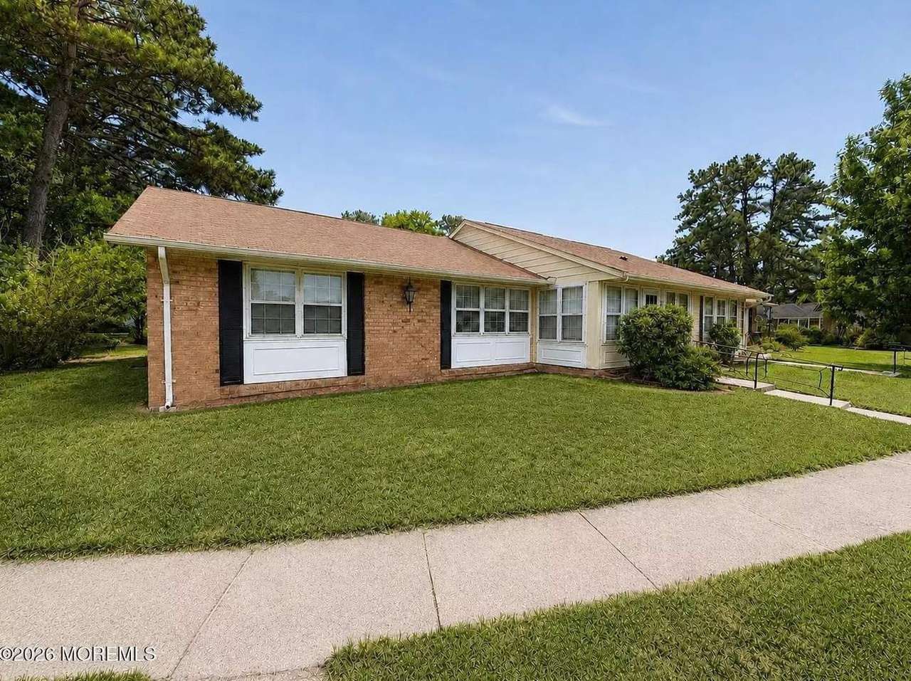 34A Cambridge Cir, photo 2