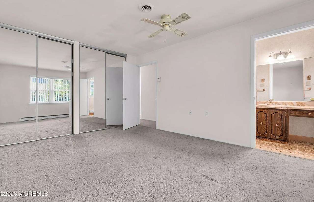 35B Gramercy Ln, photo 8