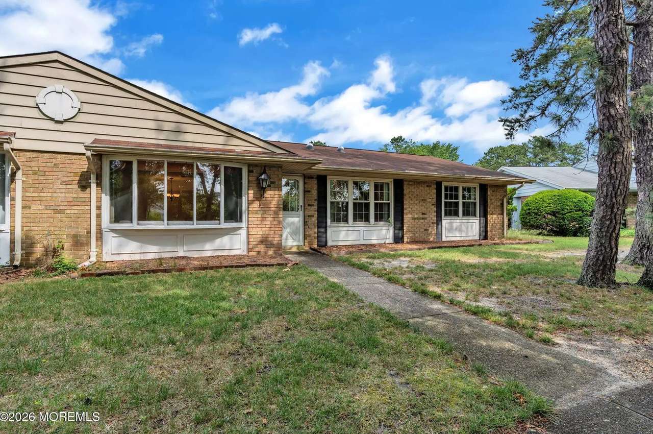 35B Gramercy Ln, photo 30