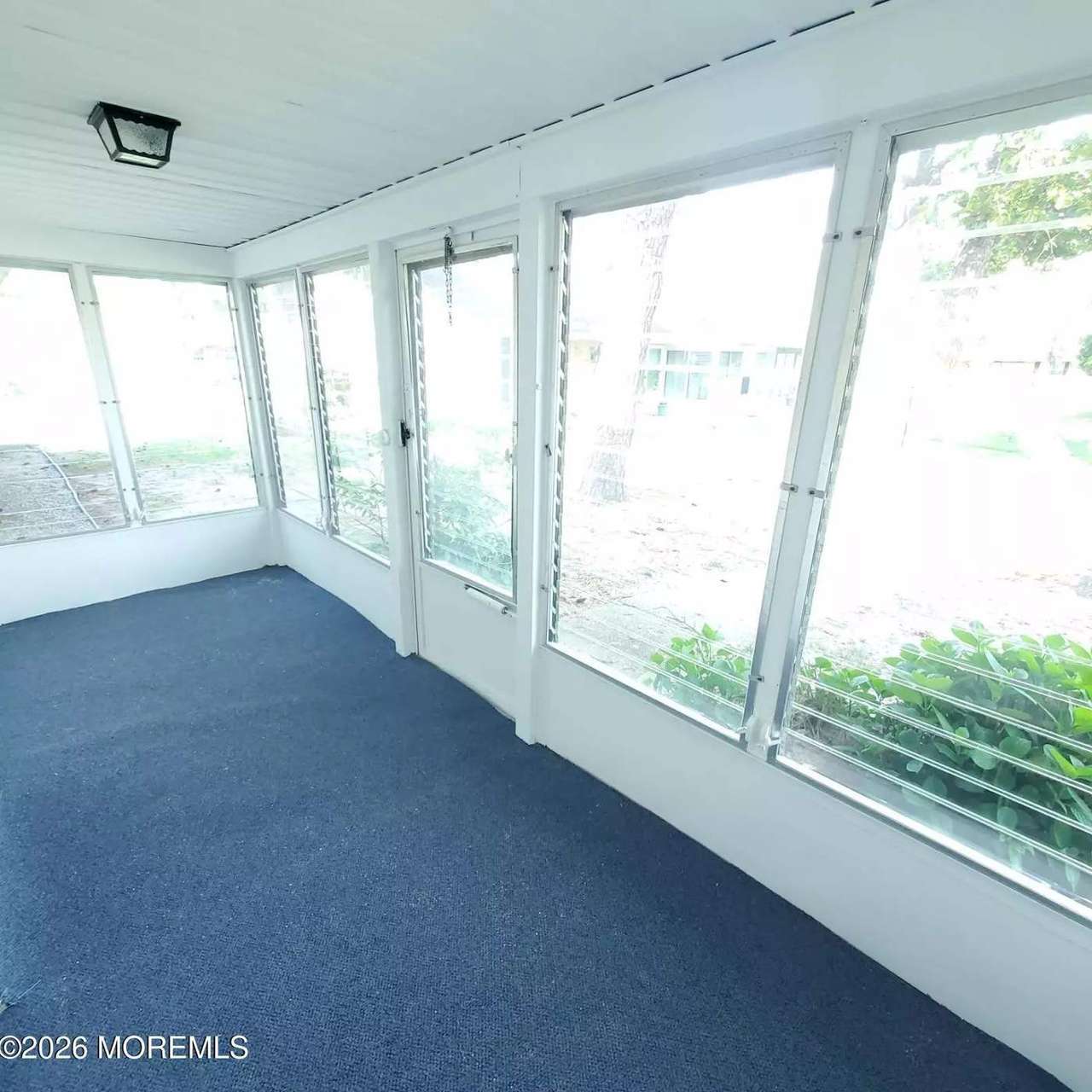 44 Buckingham Dr #B, photo 32