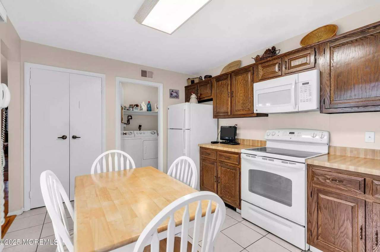 533B Warwick Ct, photo 13