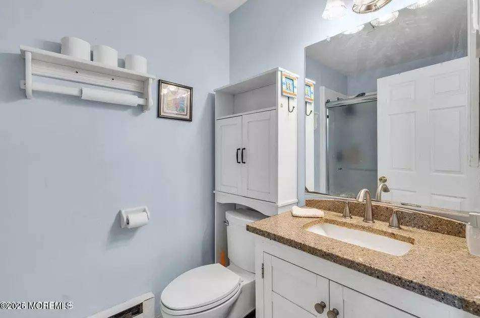 766B Liverpool Cir, photo 15
