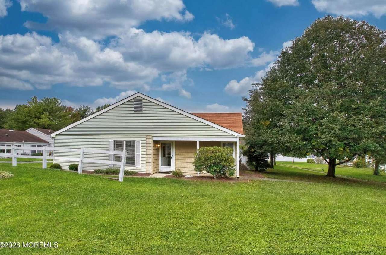 817A Liverpool Cir, photo 4
