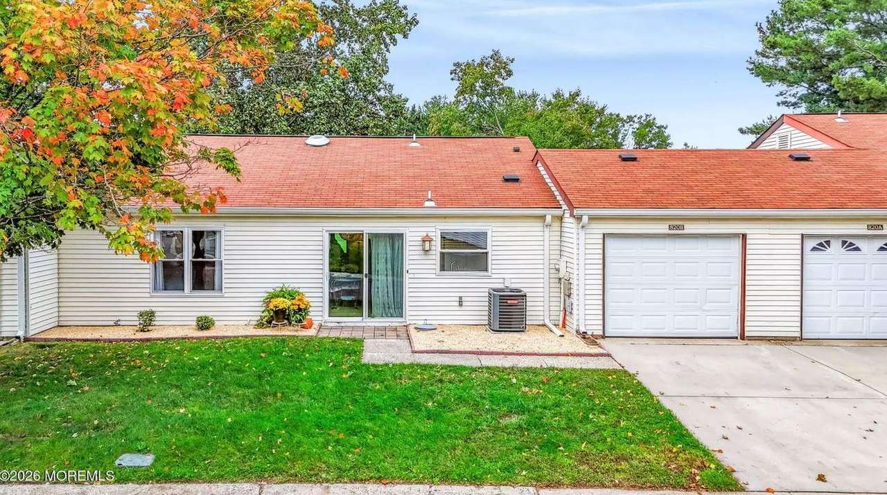 820B Liverpool Cir, photo 4