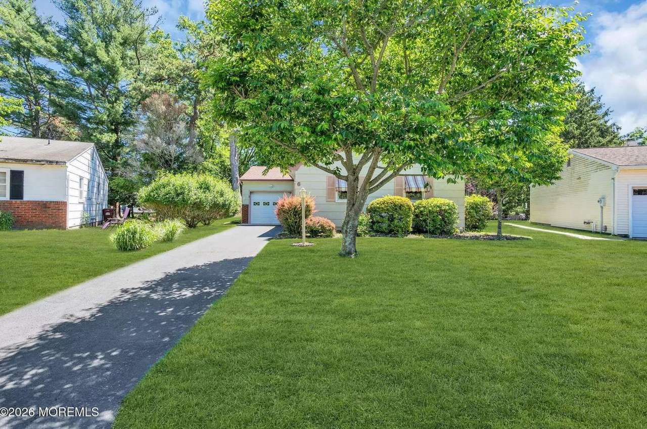 6 Woodbury Ct, photo 6