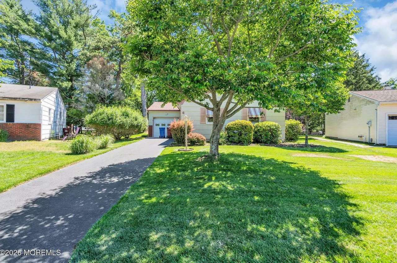6 Woodbury Ct, photo 25