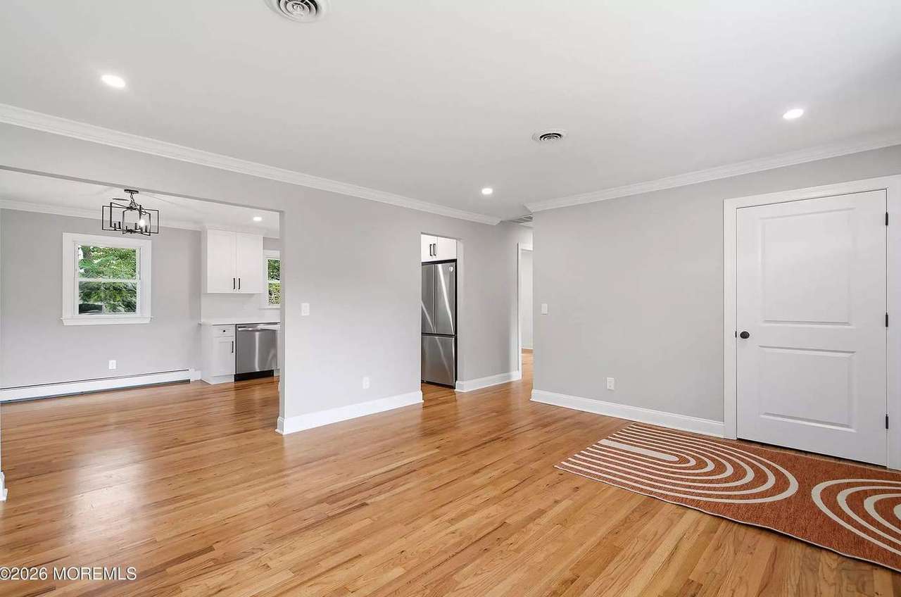 9 Hamilton Ct, photo 2