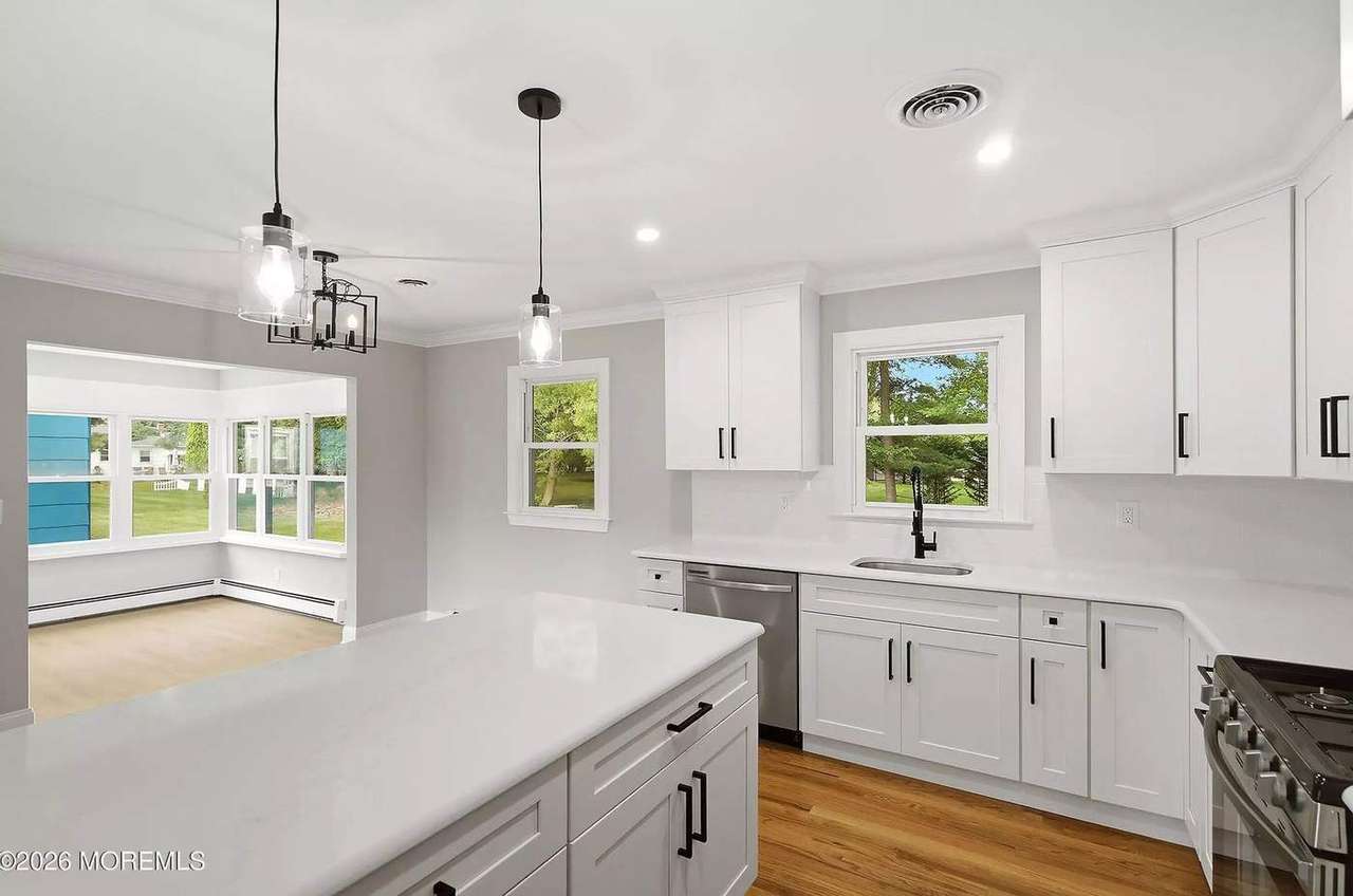 9 Hamilton Ct, photo 4