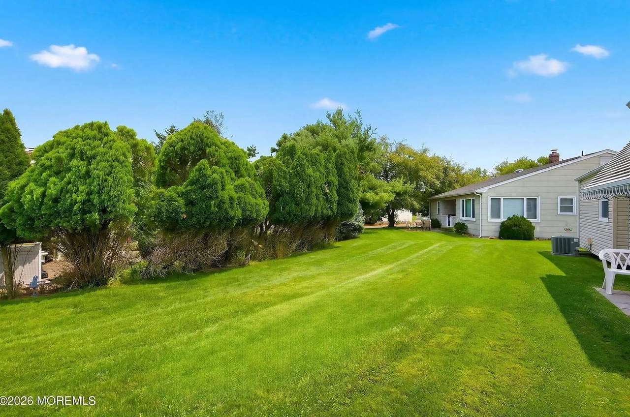 162 Castleton Dr, photo 14