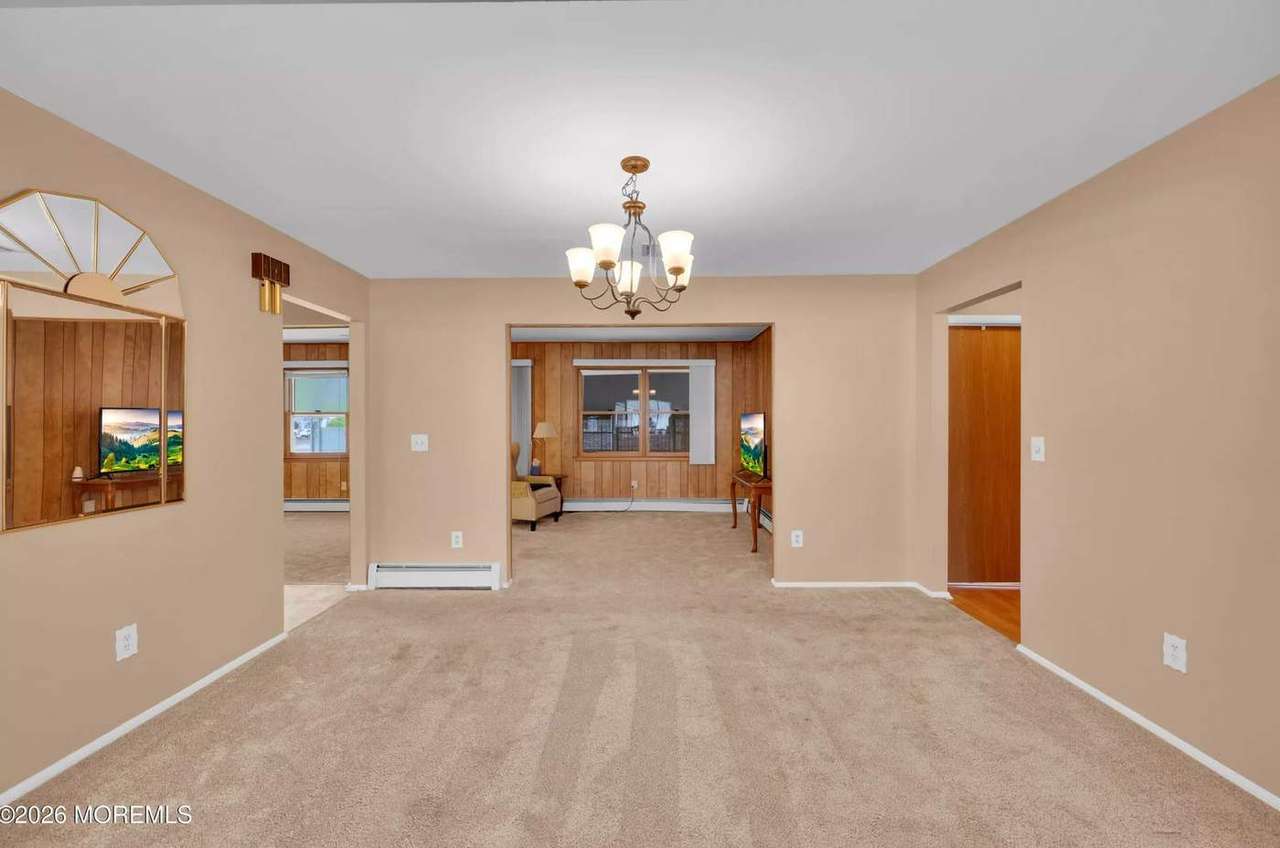 57 Westport Dr, photo 15