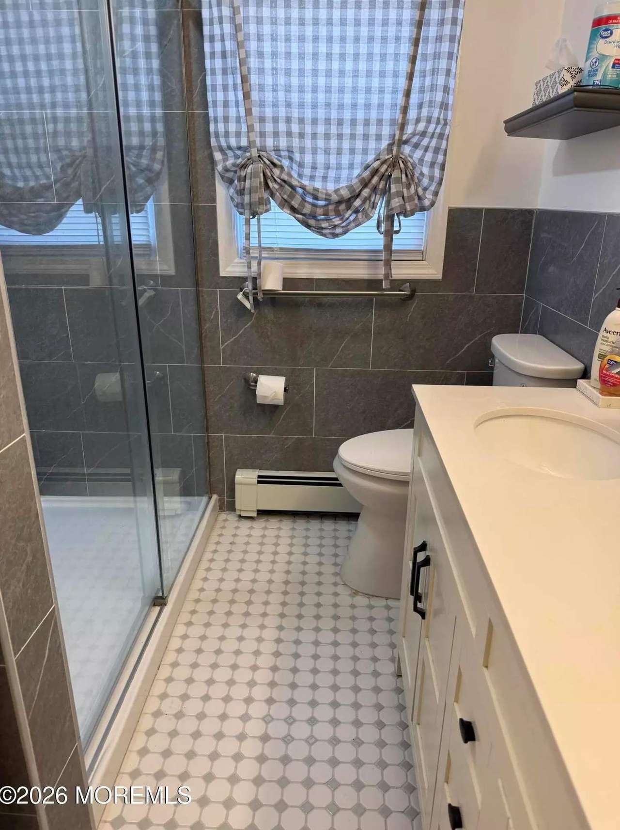 2 Brakenbury Dr, photo 12