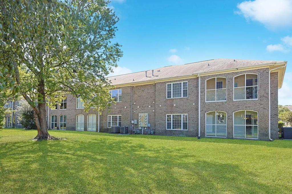100 Willow Green Dr #100-A, photo 31