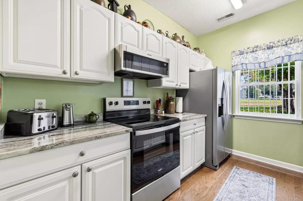 400 Willow Green Dr #400D, photo 11