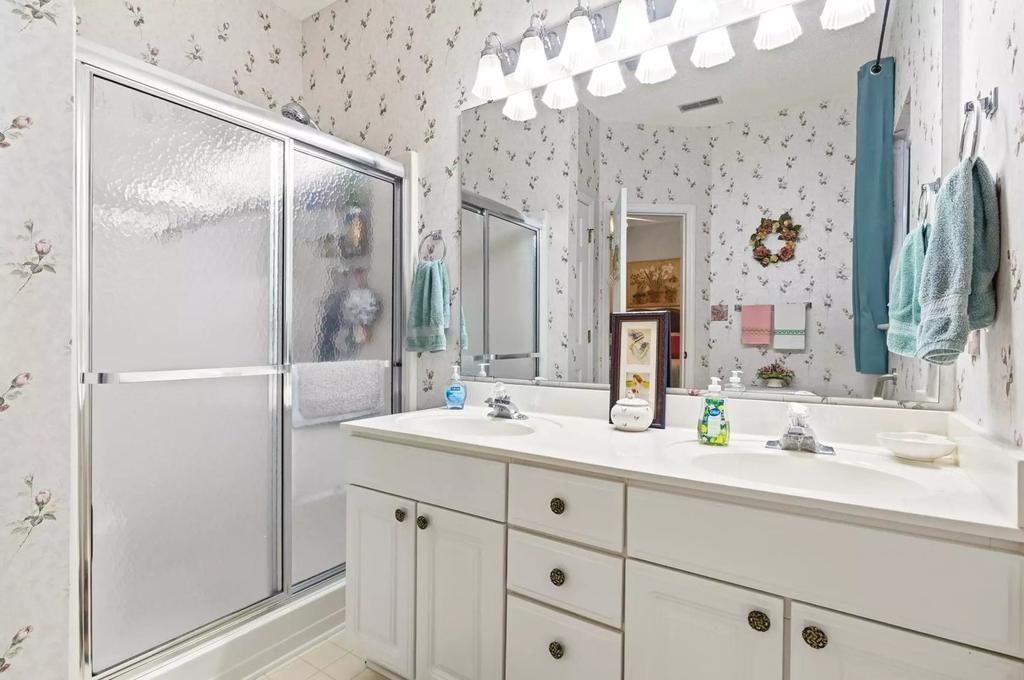 400 Willow Green Dr #400D, photo 23