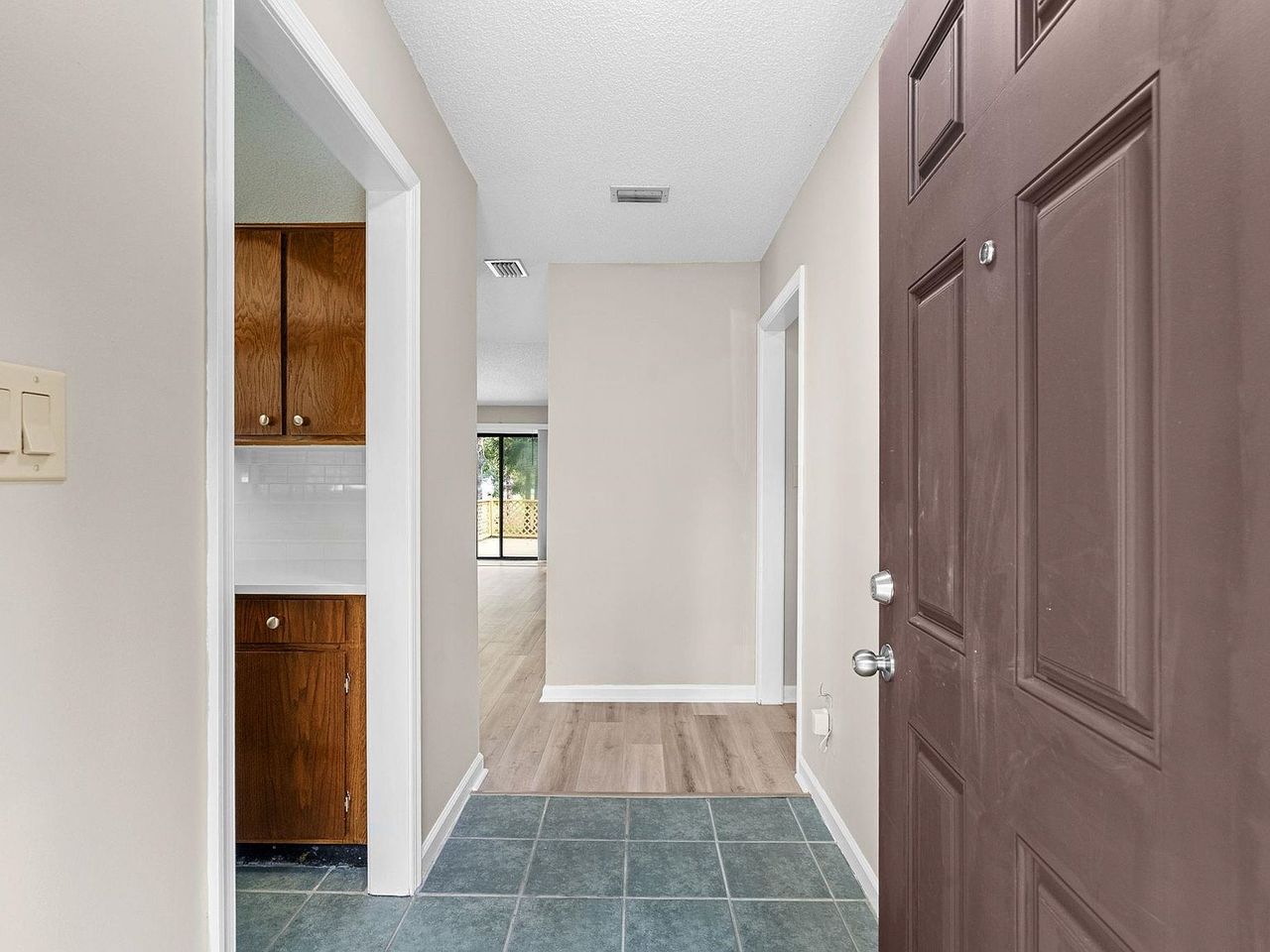 6620 Heron Point Blvd, photo 3