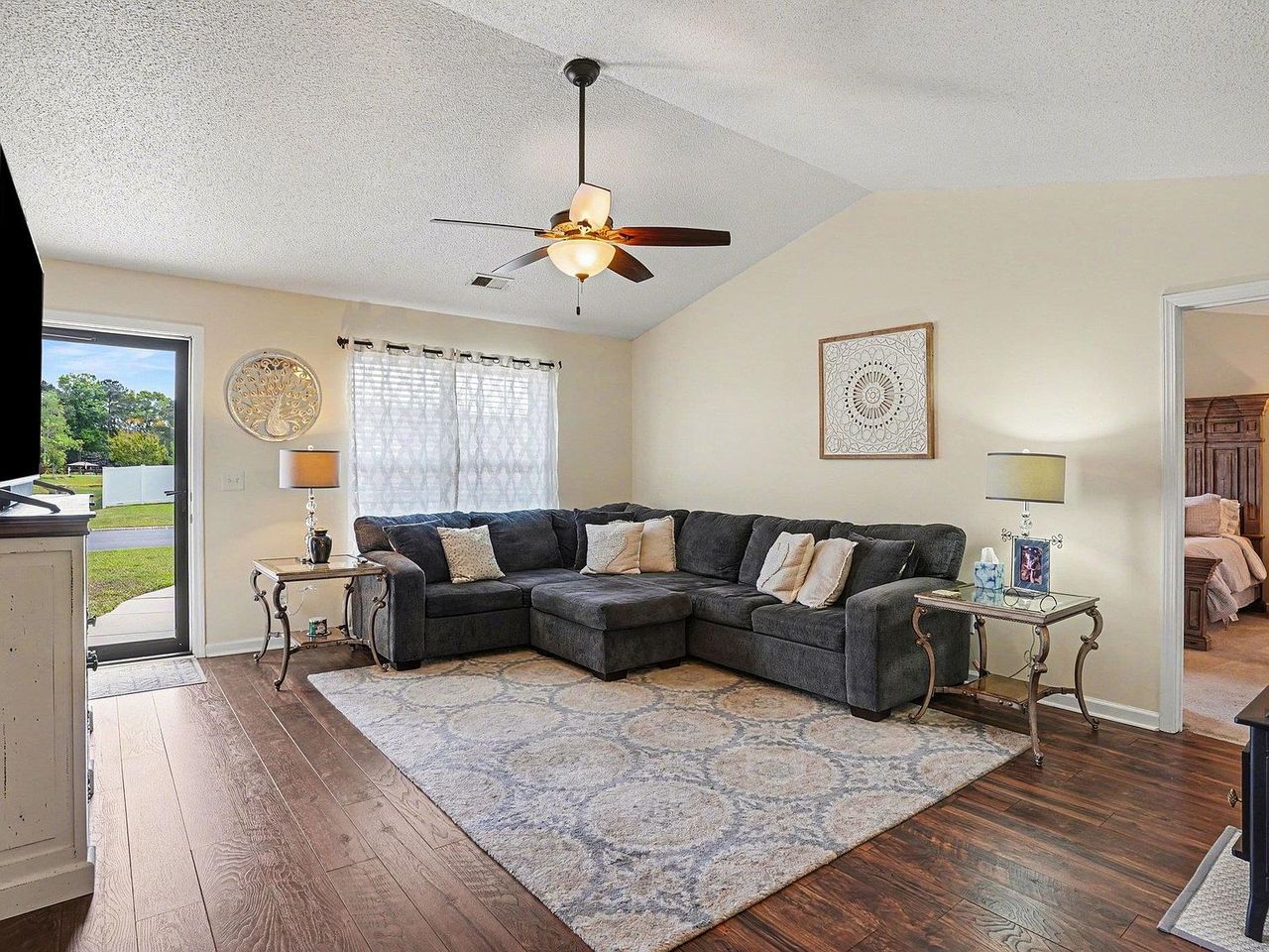 8260 Tartan Ln, photo 5
