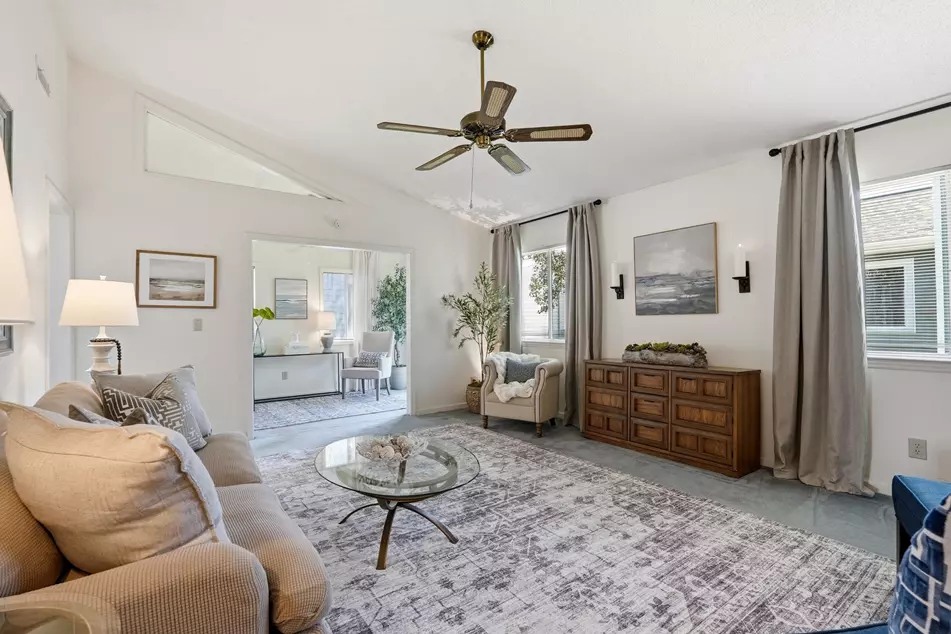 203 Birkdale Ln, photo 2