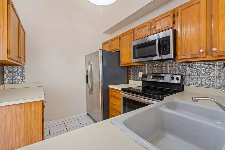 102 Whitehaven Ct, photo 6