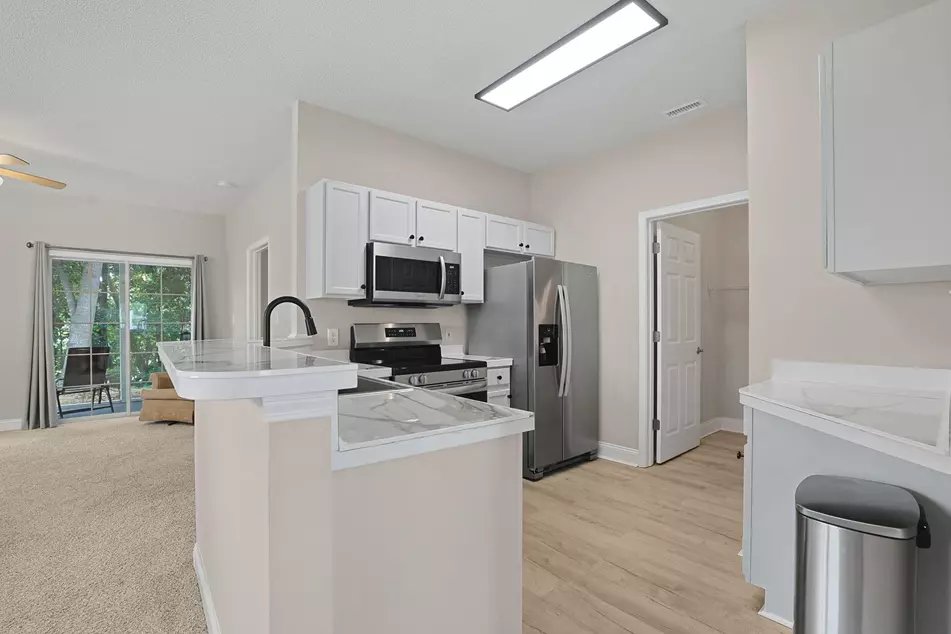 5018 Belleglen Ct #101, photo 4