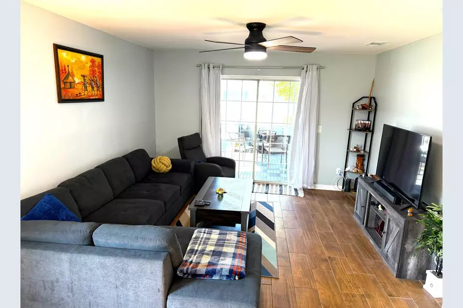 9575 Leeds Cir, photo 8
