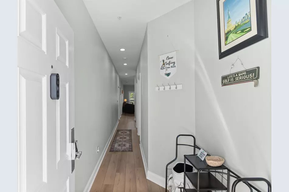100 Cypress Point Ct #205, photo 2