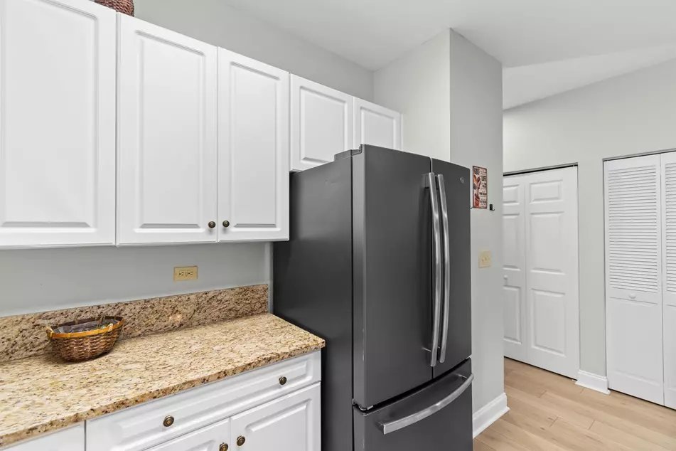 100 Cypress Point Ct #205, photo 5