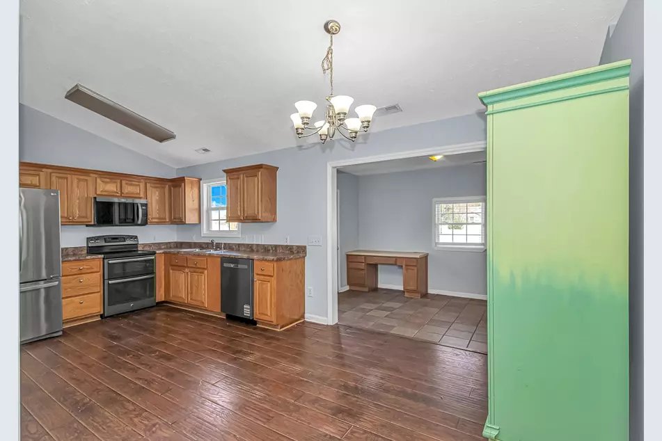 1012 Cadbury Ct, photo 5