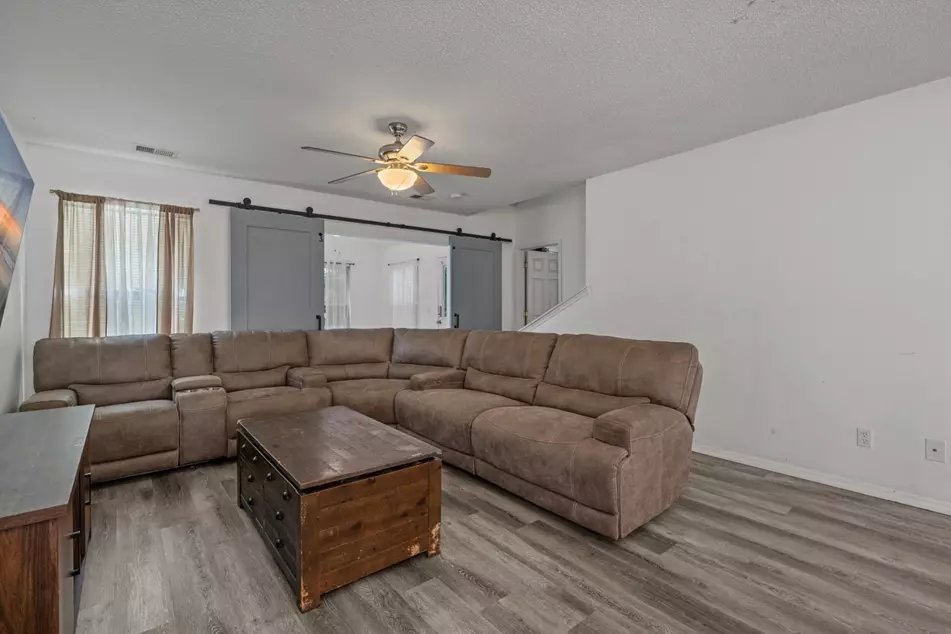 121 Bellegrove Dr, photo 4